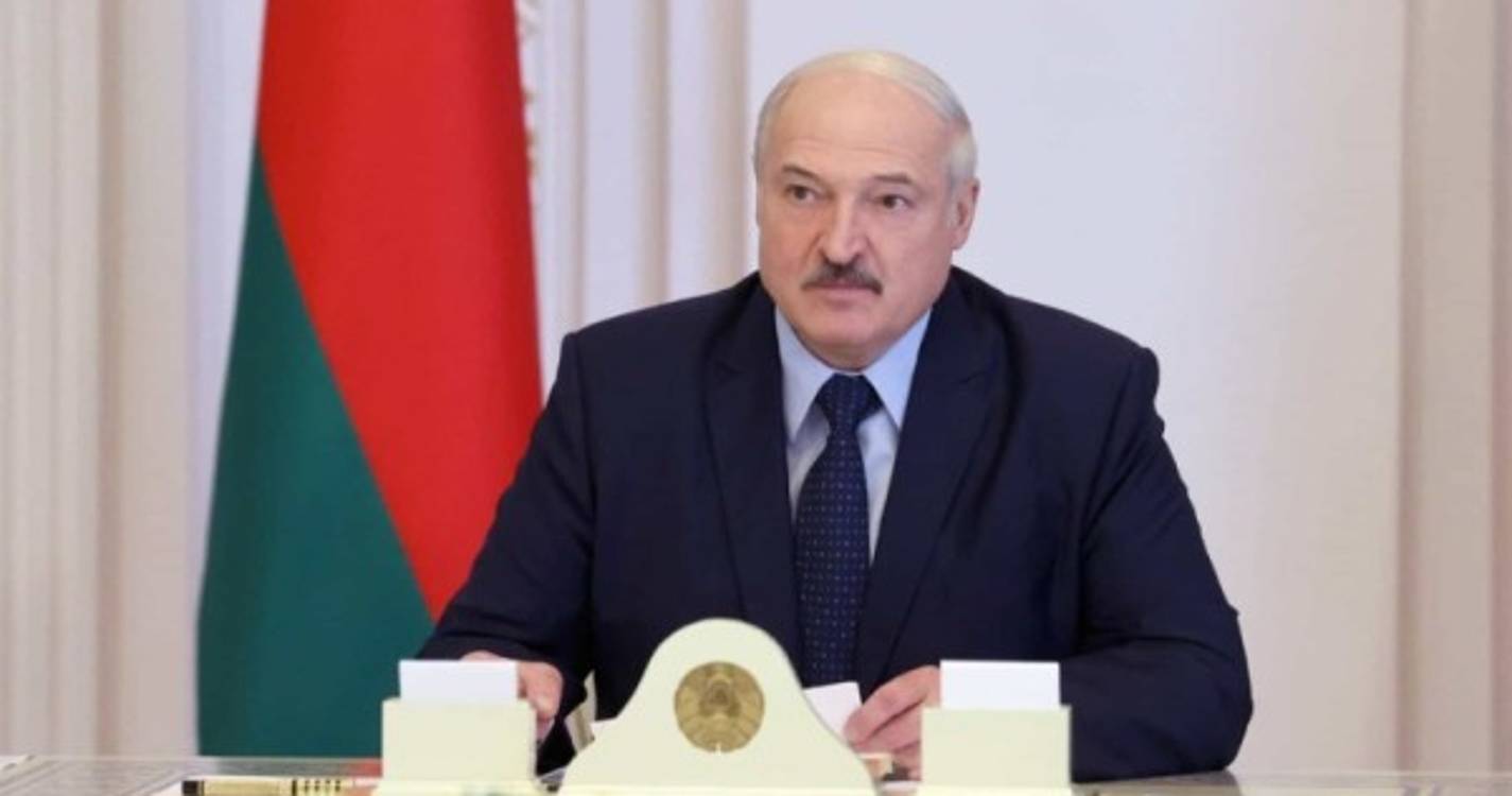 Ucrânia: Lukashenko estará a ponderar o seu apoio à Rússia devido ao risco de sanções