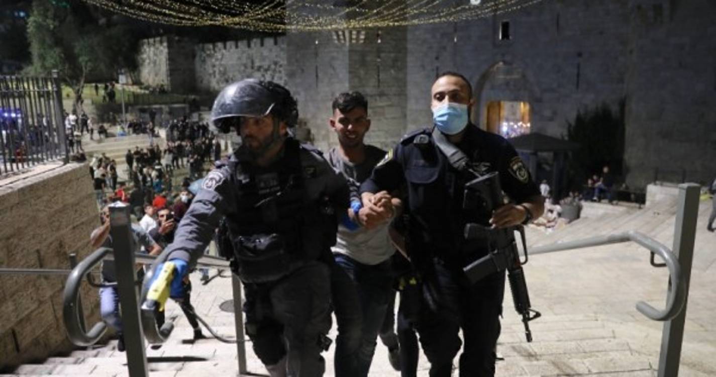 Pelo menos 156 feridos na Esplanada das Mesquitas em Jerusalém