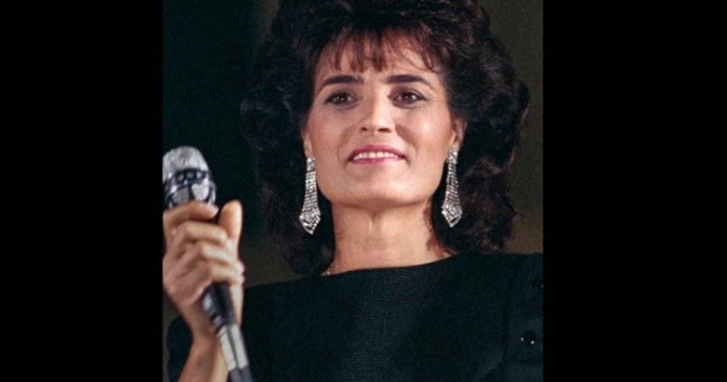 Linda de Suza: Comunidade portuguesa presta última homenagem a "exemplo"