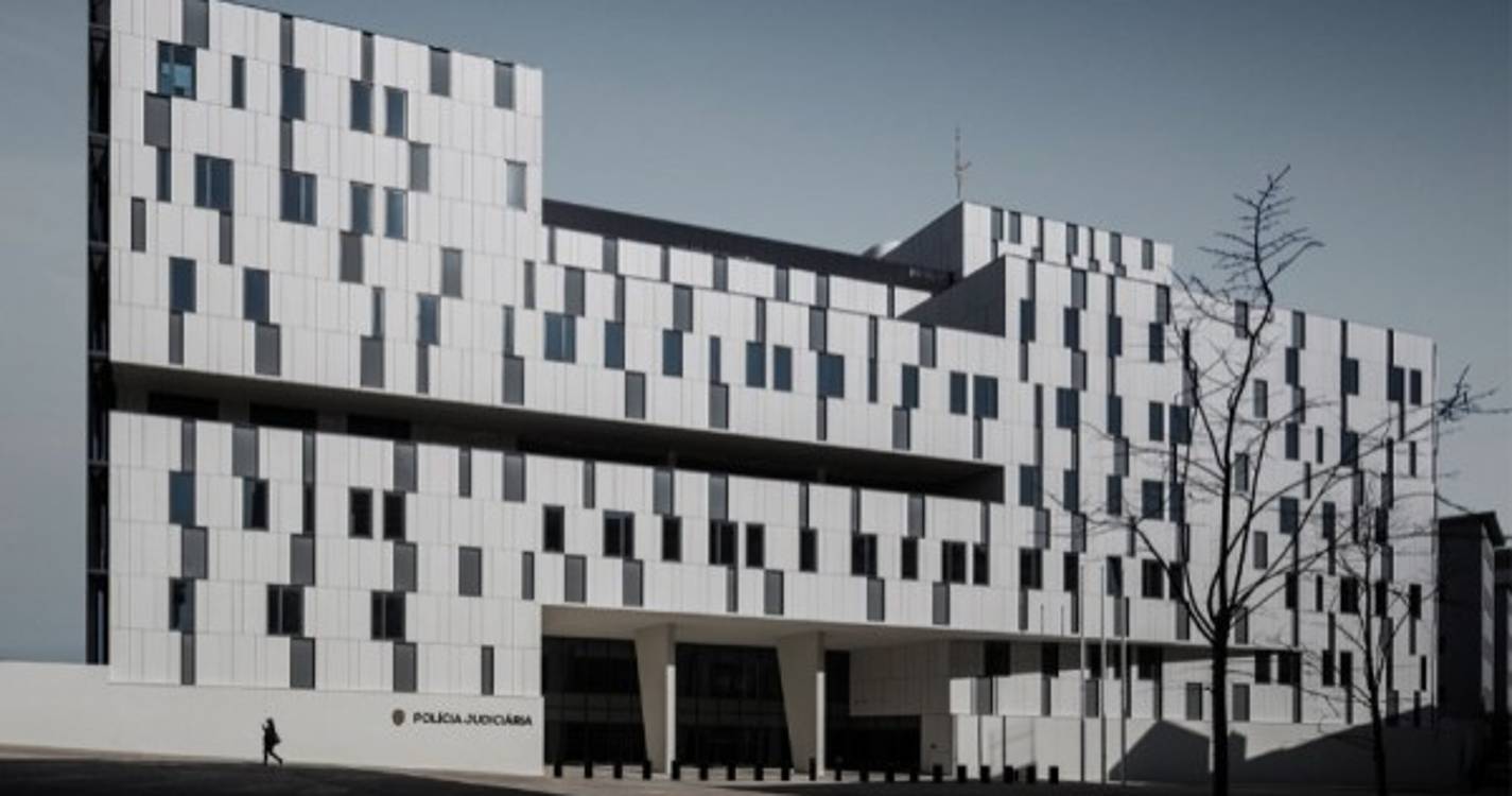 Detido homem pela prática de crimes de sequestro, rapto e violação