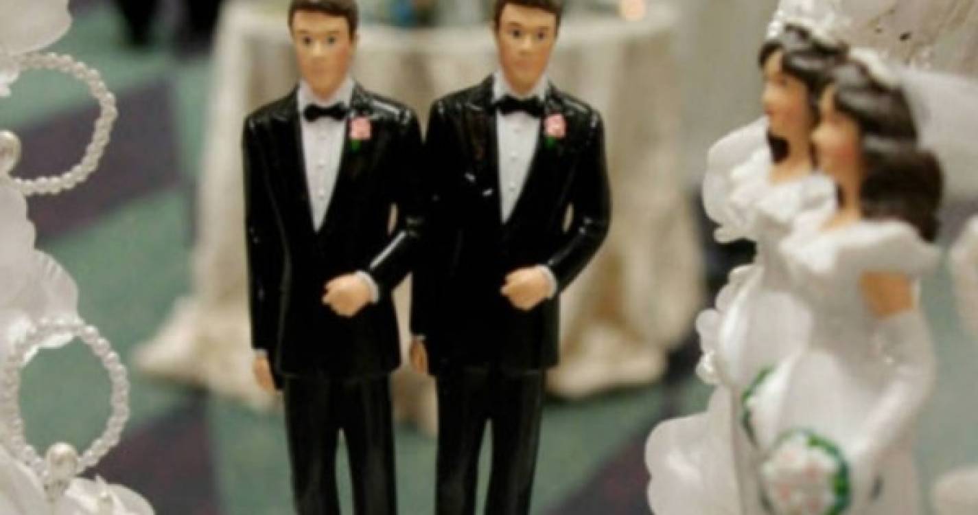 Senado dos EUA aprova resolução para proteger casamento homossexual