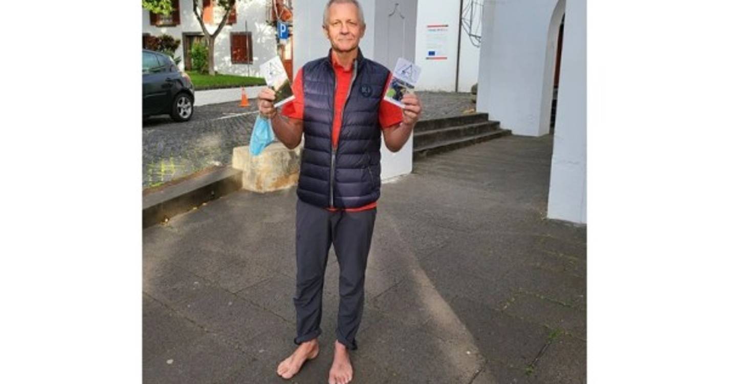 'Caminheiro' polaco está a fazer Caminho Real 23 descalço