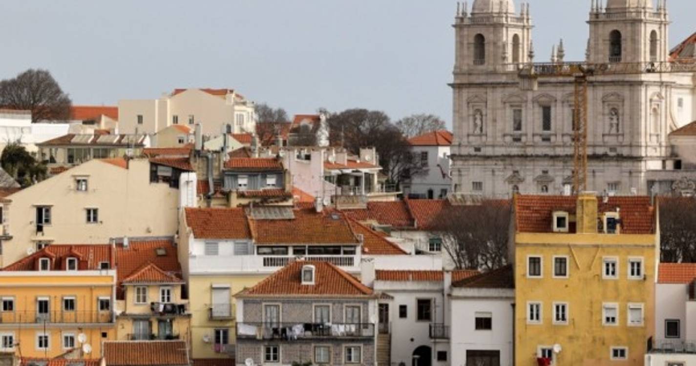 Governo admite "aperfeiçoamento" de proposta relativa ao alojamento local