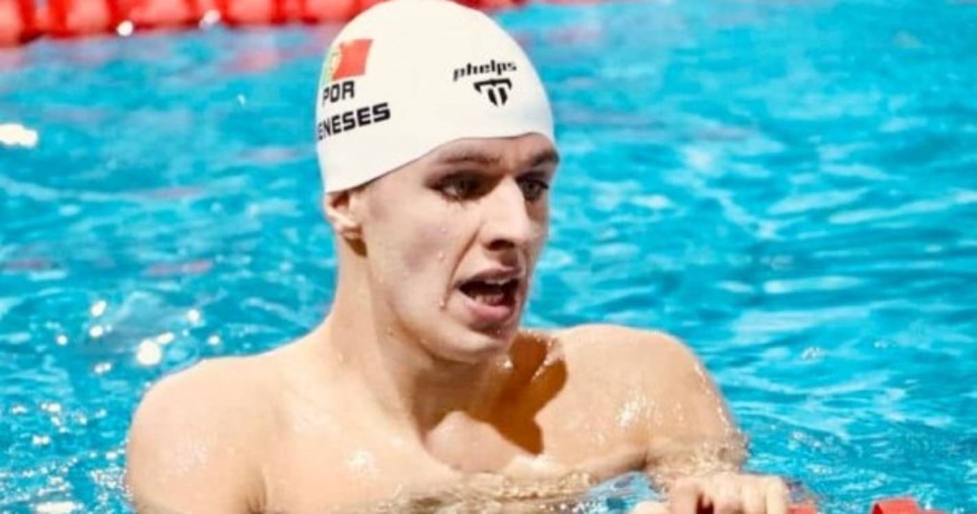 Marco Meneses conquista bronze nos Mundiais de natação adaptada