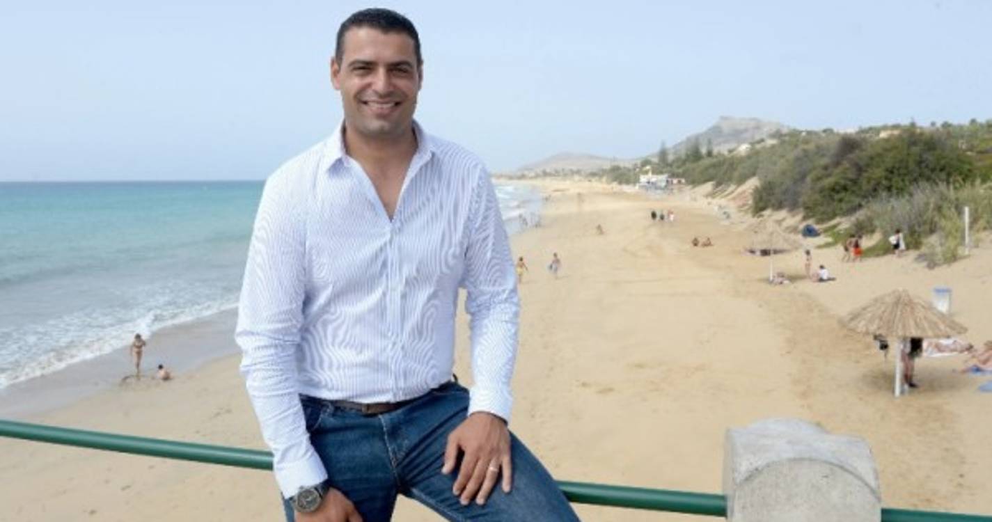 Miguel Brito questiona silêncio do Governo Regional quanto aos atentados ambientais nas dunas do Porto Santo