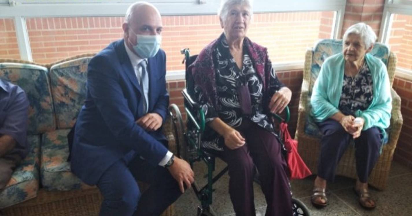 Paulo Cafôfo oficializa apoio de 30 mil euros para o Lar Padre Joaquim Ferreira, em Los Anaucos