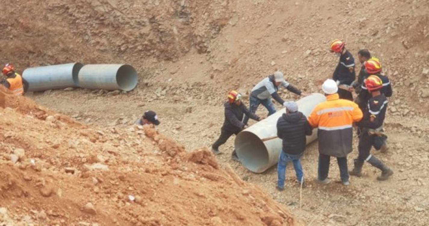 Marrocos: Resgate de Rayan suspenso por risco de derrocada