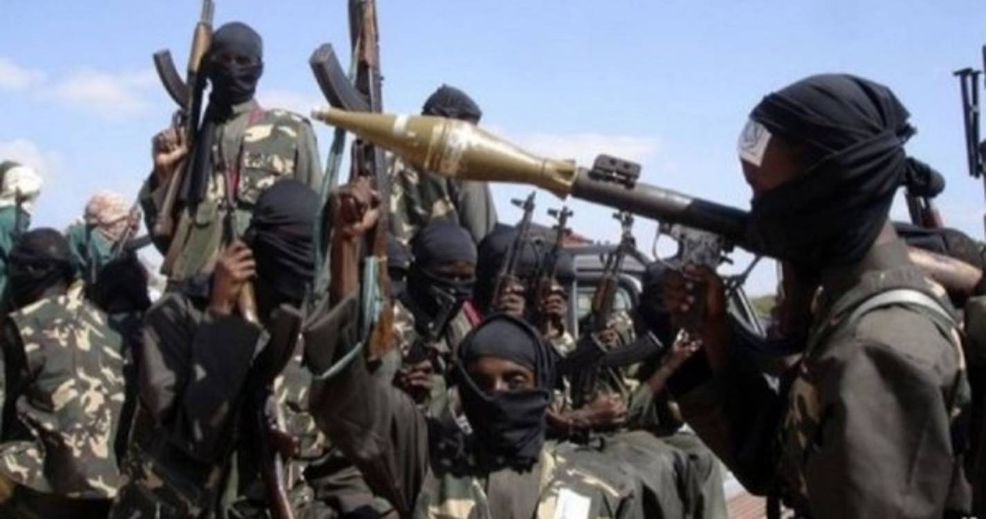 Exército mata 40 milicianos Al Shabaab no centro da Somália