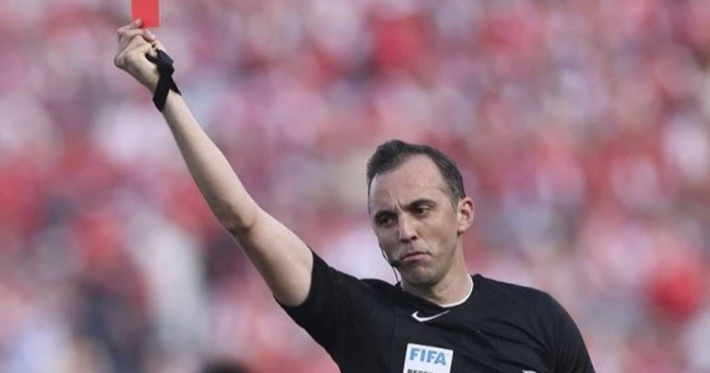 João Pinheiro vai arbitrar clássico entre Benfica e FC Porto