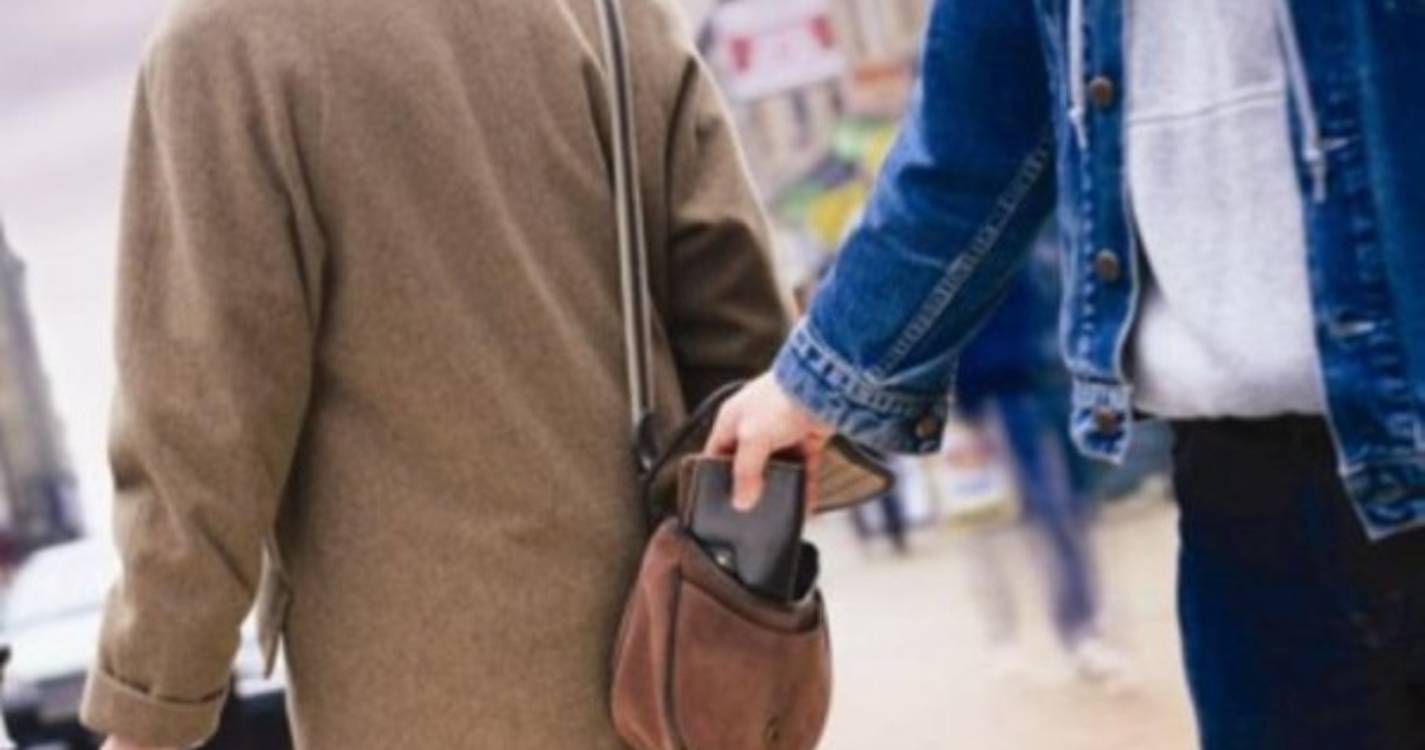 Detida em Lisboa carteirista referenciada por furtos desde 2001