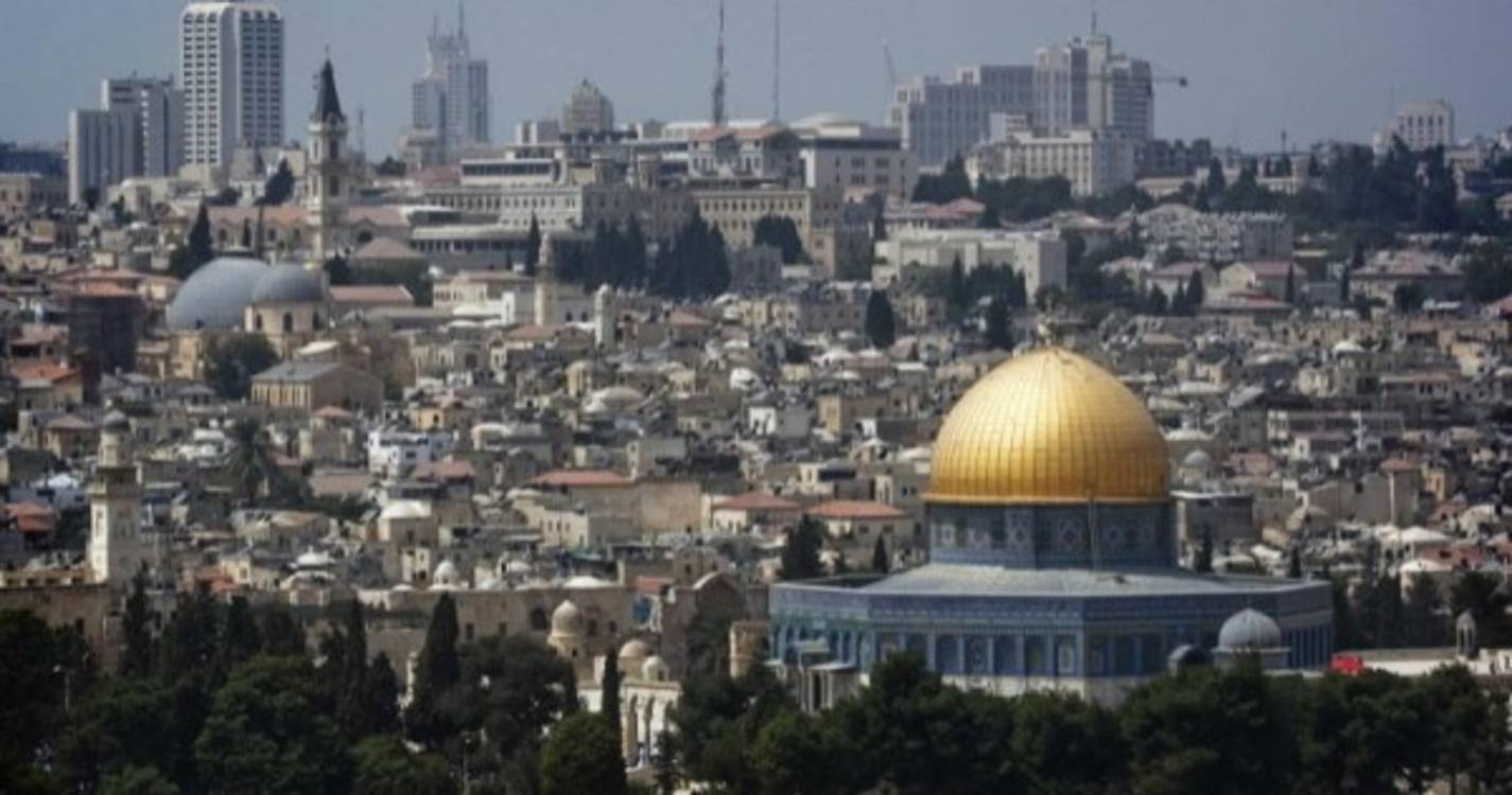 Israel: Polícia israelita abateu três homens envolvidos no ataque em Jerusalém