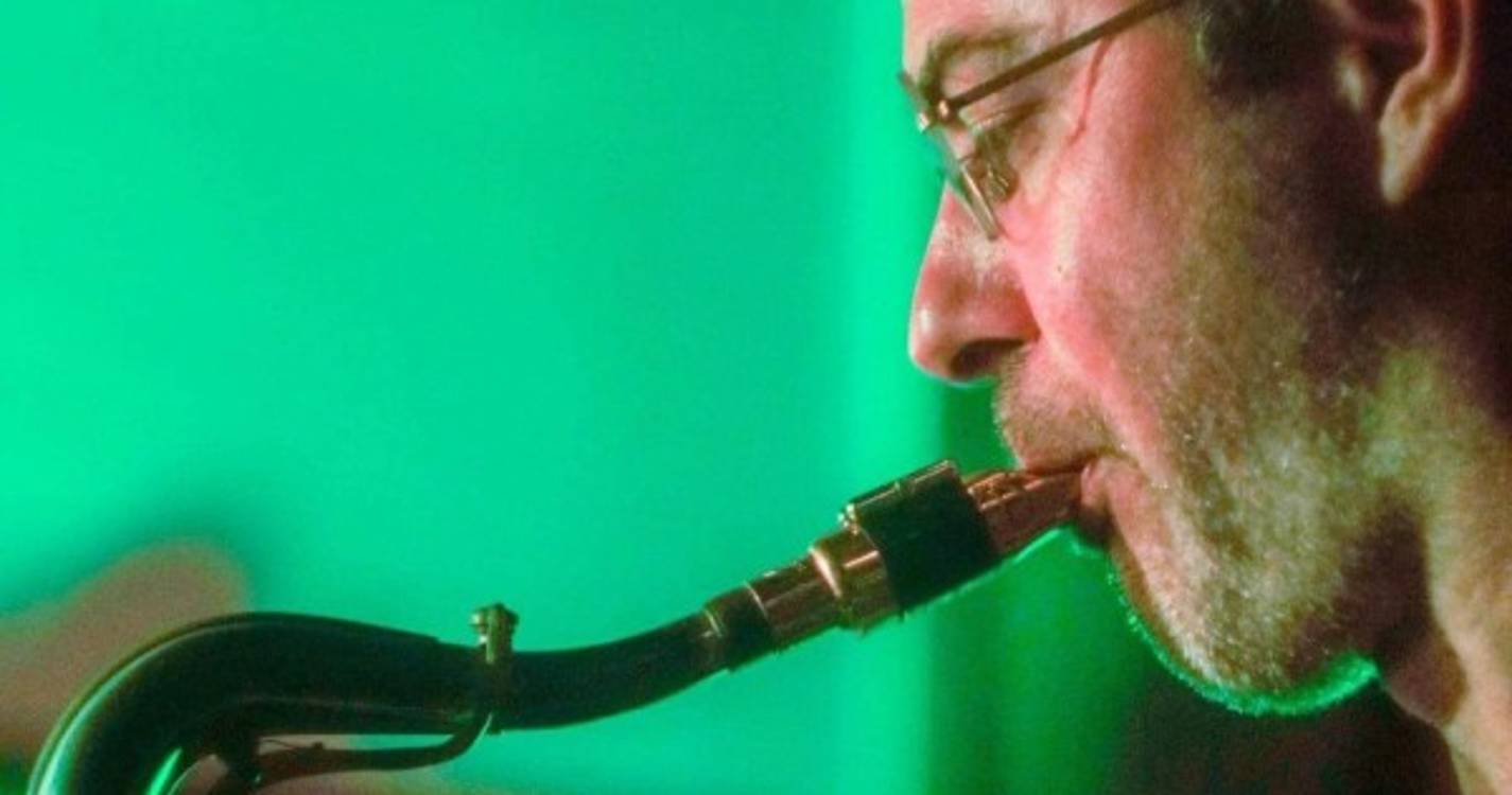 Concerto de Zeca a Sobral encerra quinto da Feira do Livro do Funchal