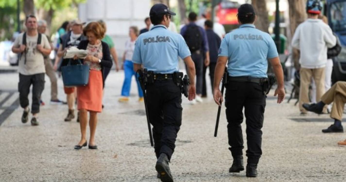 'A Violência fica à Porta': PSP em ações de sensibilização