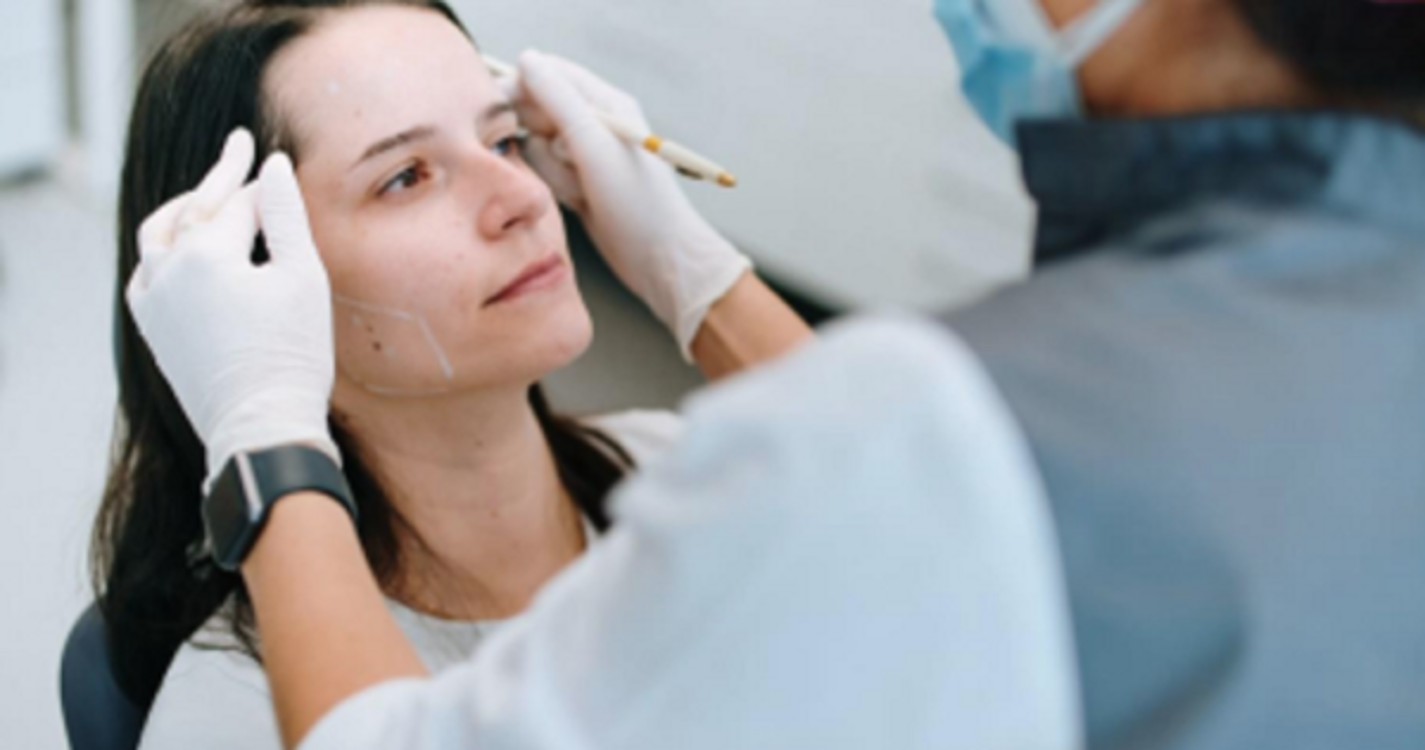 Clínica Arriaga lança serviço de Harmonização Orofacial