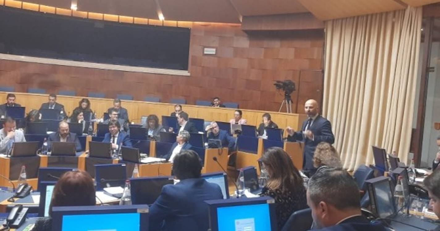 Proposta do PCP pela contratação de oficiais de justiça deverá ser aprovada pela maioria