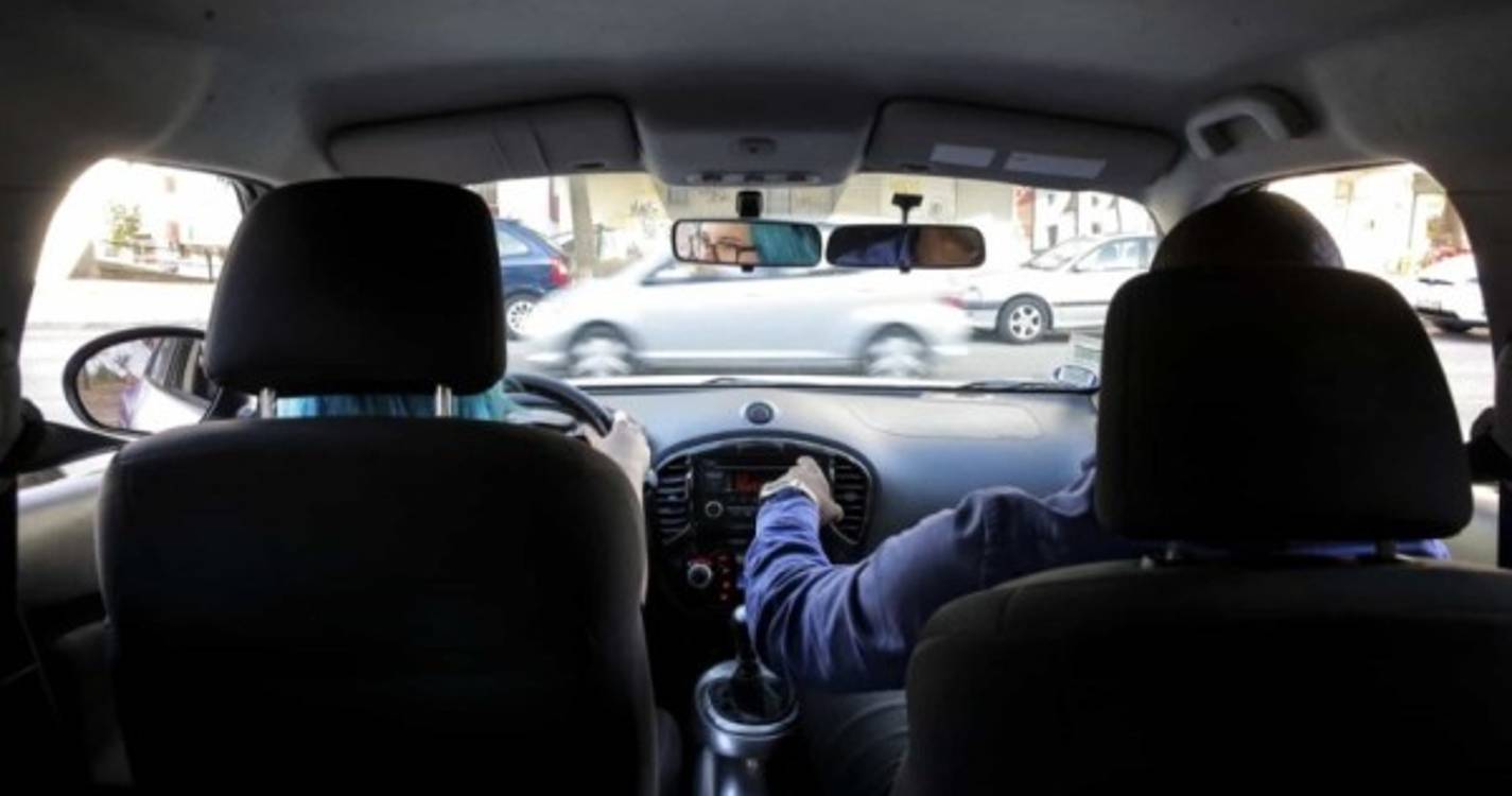 Escolas de condução defendem "revisão urgente" do setor