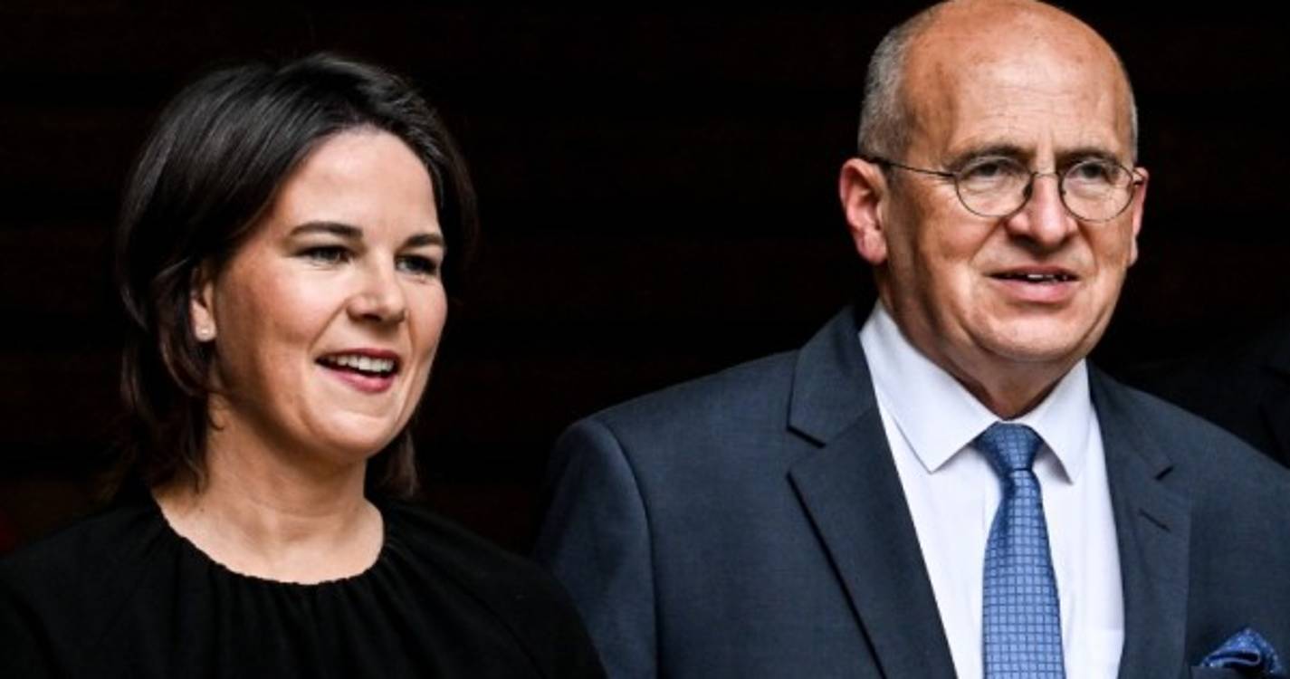 Alemanha e Polónia defendem revisão da estratégia de defesa da Europa