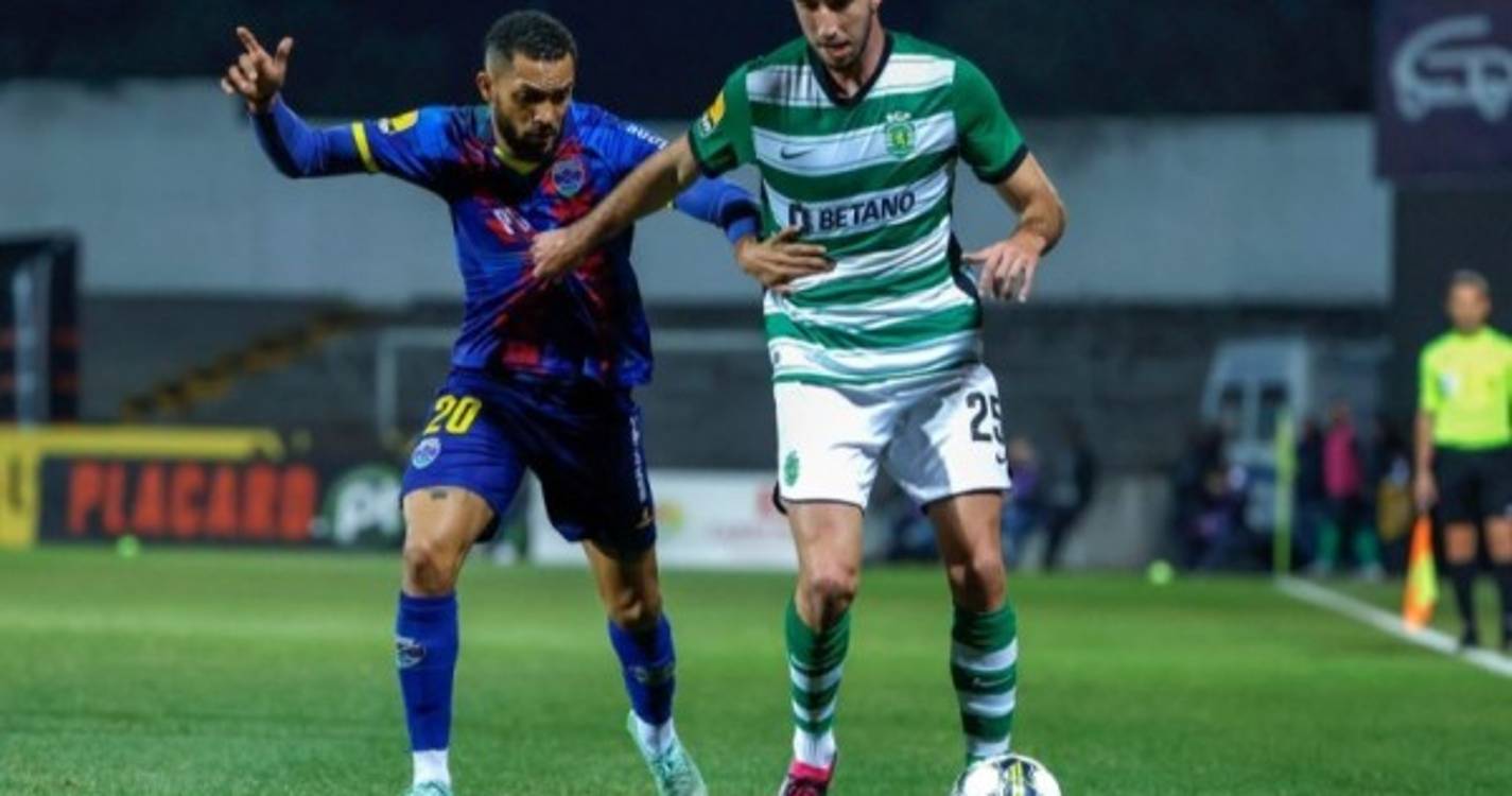 Sporting passa em Chaves