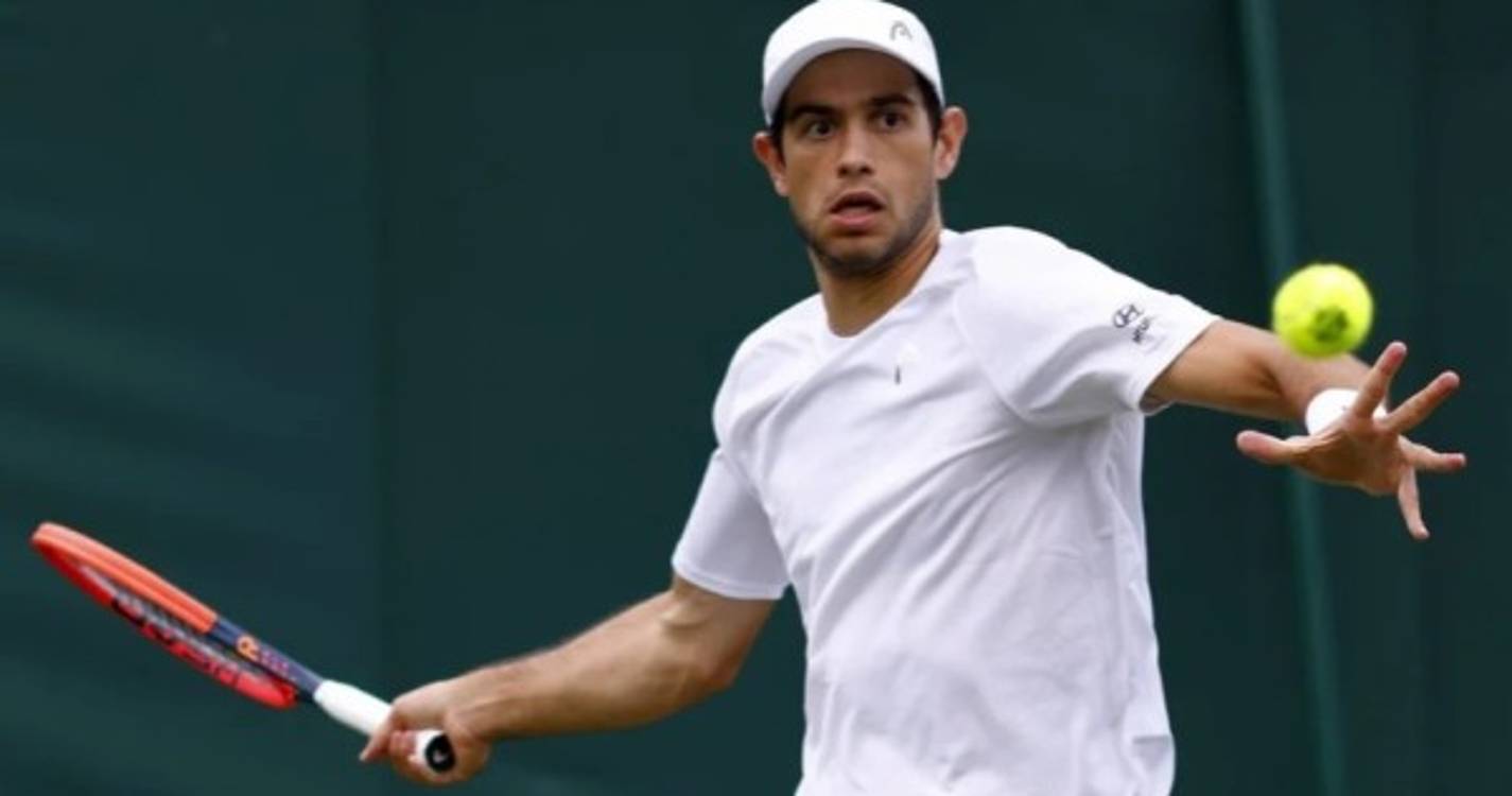 Tenista português Nuno Borges nas meias-finais de pares em Chengdu