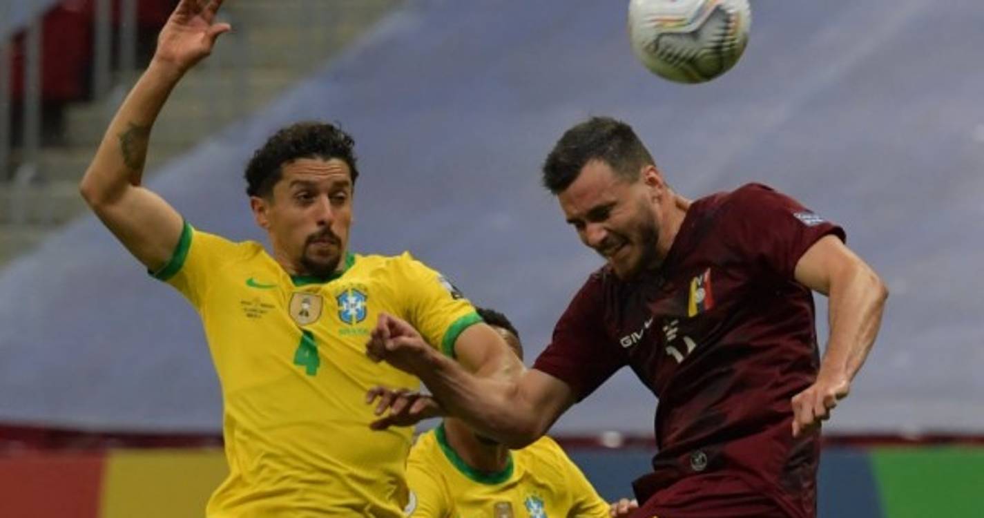 Brasil vence Venezuela na abertura da Copa América