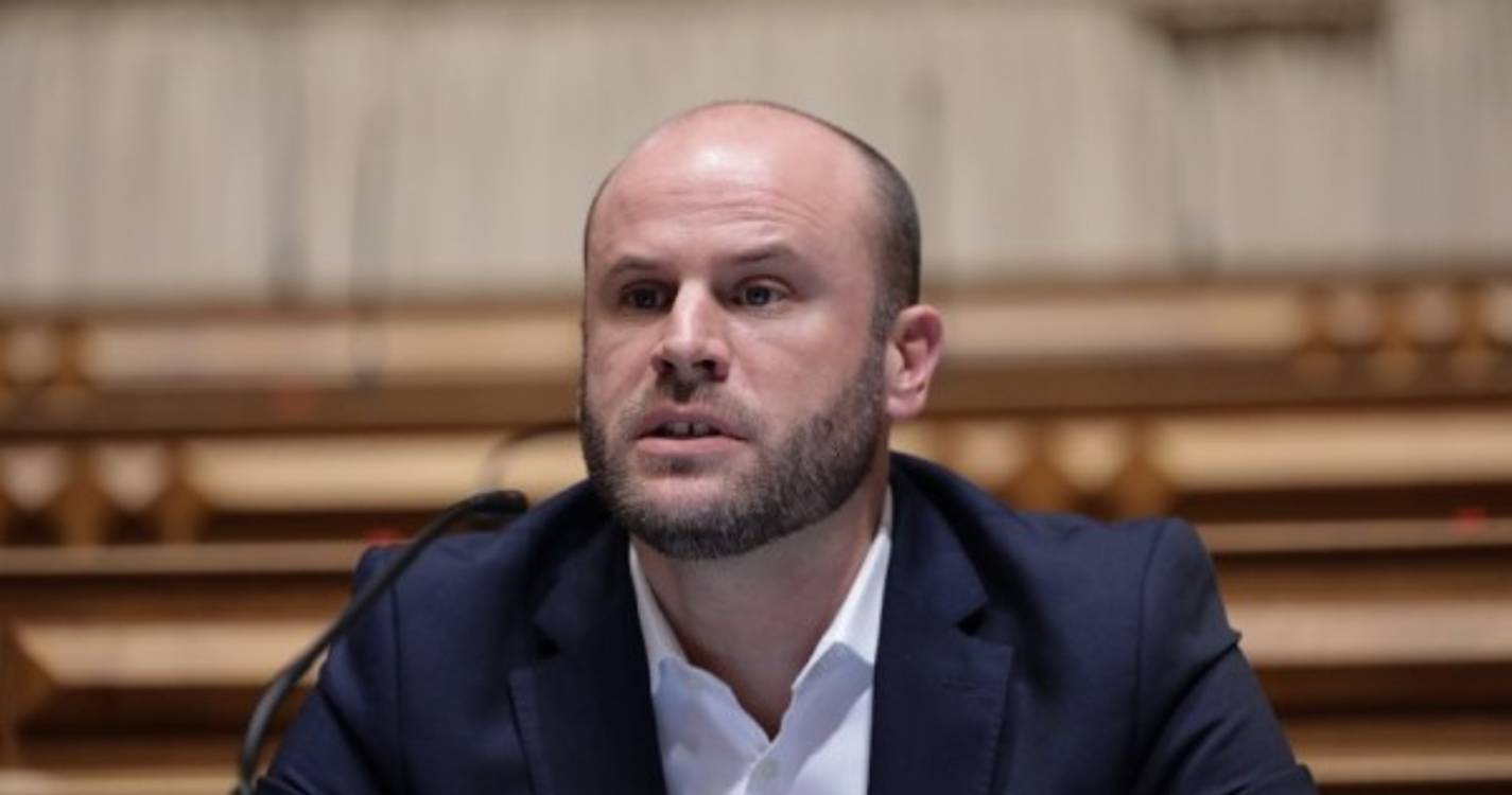 Miguel Iglésias elogia orçamento para os Negócios Estrangeiros e Comunidades