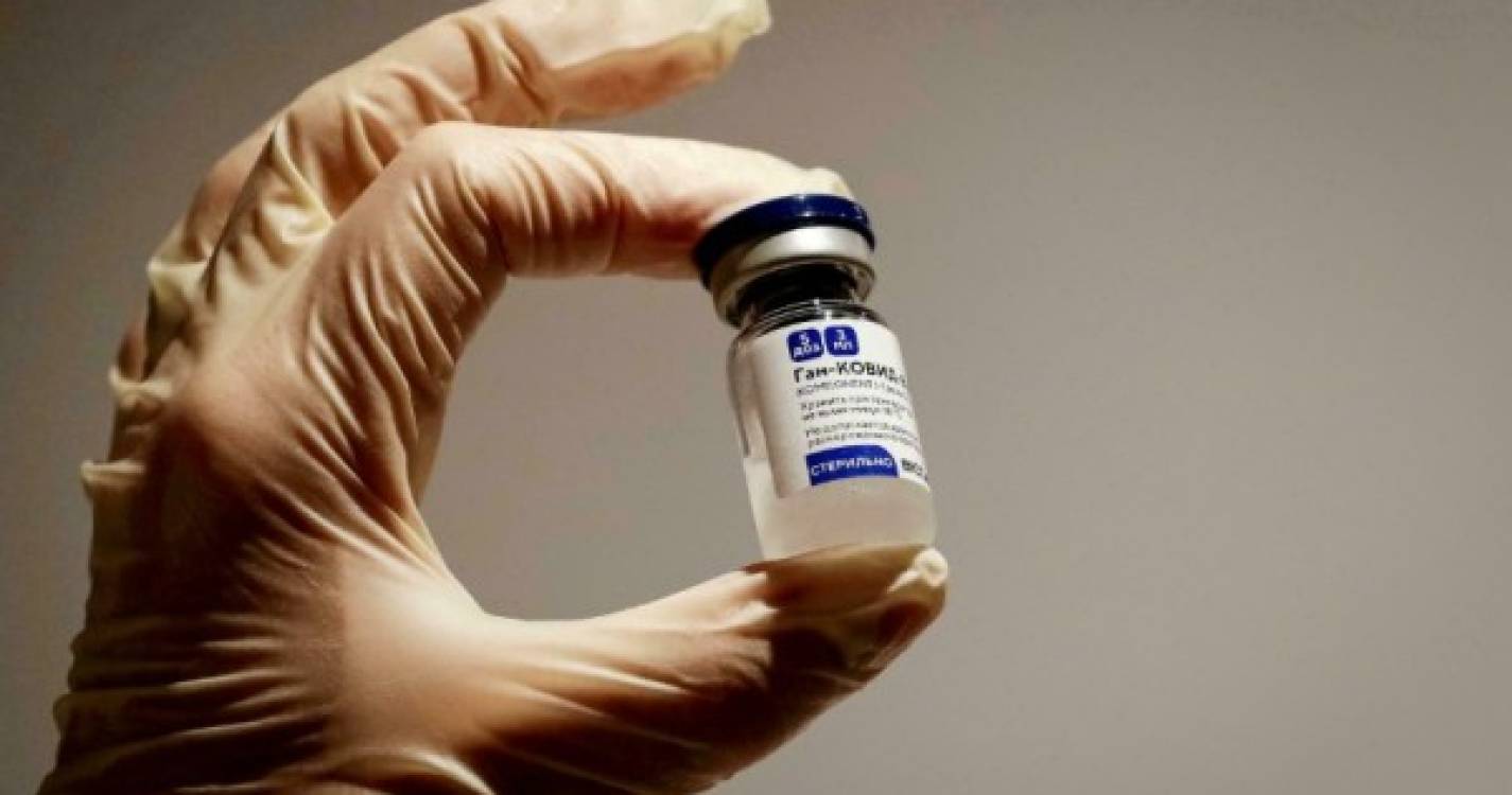 Covid-19: Vacina russa de dose única com 70% de eficácia contra variante Delta - laboratório