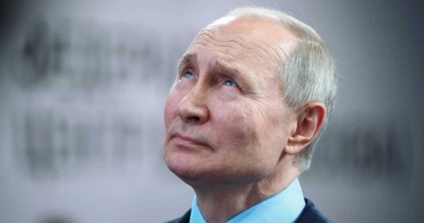Vladimir Putin voltou a trabalhar no Kremlin após ataque de ‘drones’
