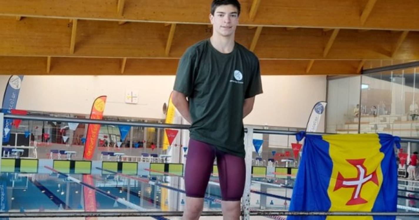 Desporto Escolar: Tony Carfora é campeão nacional nos 50 metros bruços