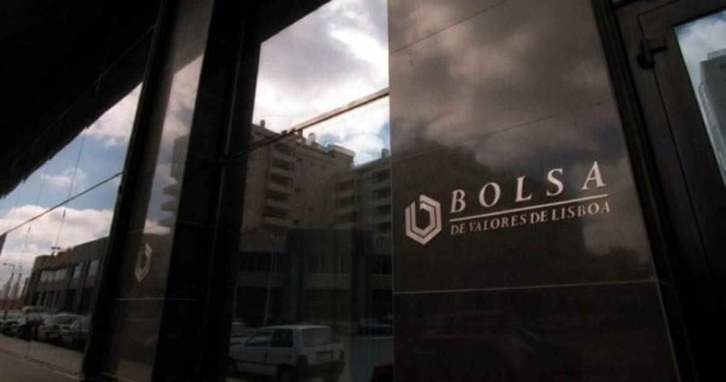 PSI20 contraria tendência europeia e fecha no 'vermelho'