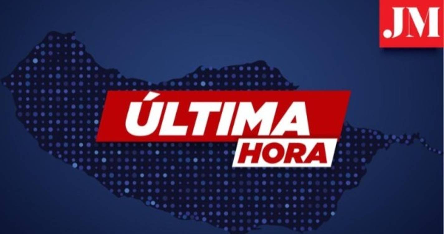 Viatura descontrolada embate em muro na zona do Lido e feriu condutor