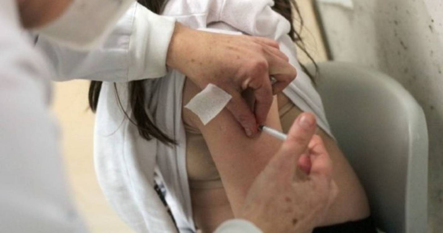 Covid-19: Vacinação a partir dos 50 anos vai avançar em breve