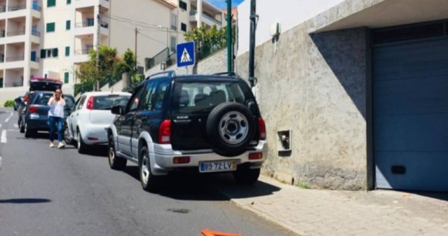 Colisão na Estrada do Garajau gera constrangimentos no trânsito