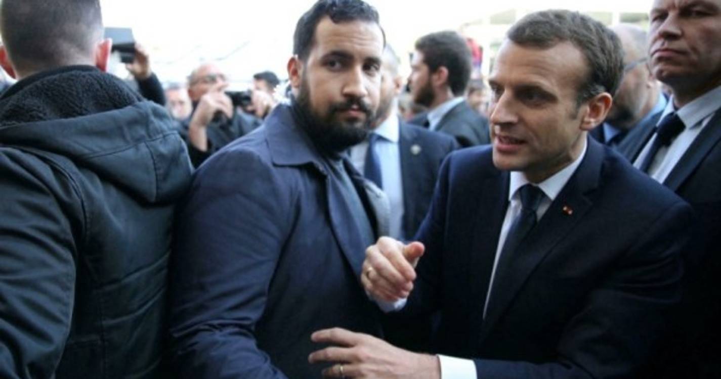 Antigo chefe da segurança pessoal de Macron condenado a um ano de prisão efetiva