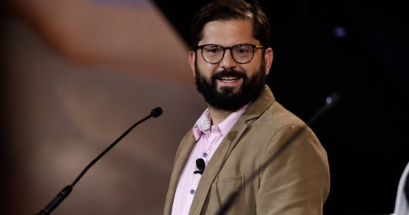 Candidato de esquerda vence eleições presidenciais no Chile
