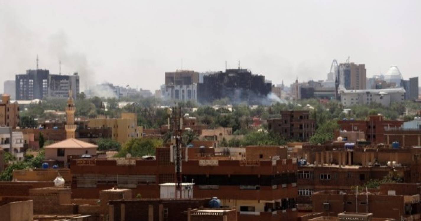 Combates violentos no Sudão apesar do cessar-fogo decretado na segunda-feira