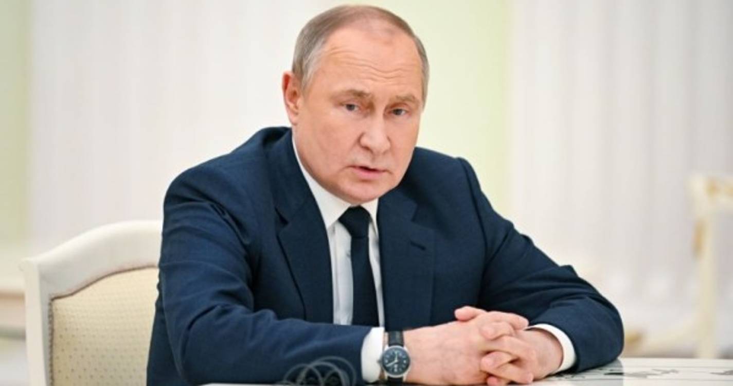 Putin ameaça com ataques "relâmpago" em caso de ingerência estrangeira