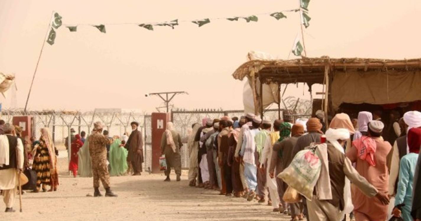 Afeganistão: ONG apela a asilo político em Portugal para mulheres e crianças que o requeiram