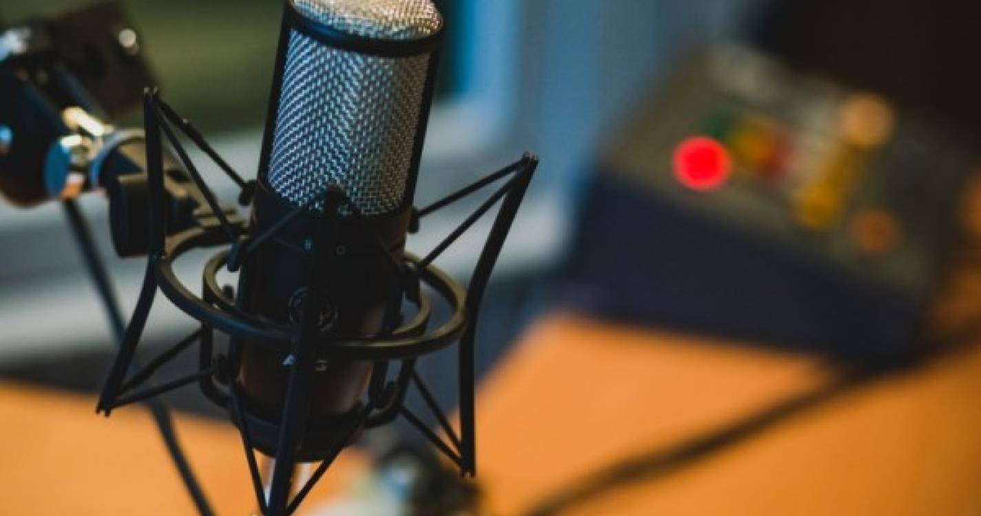 Plataforma na Internet reúne rádios e 'podcasts' de língua portuguesa
