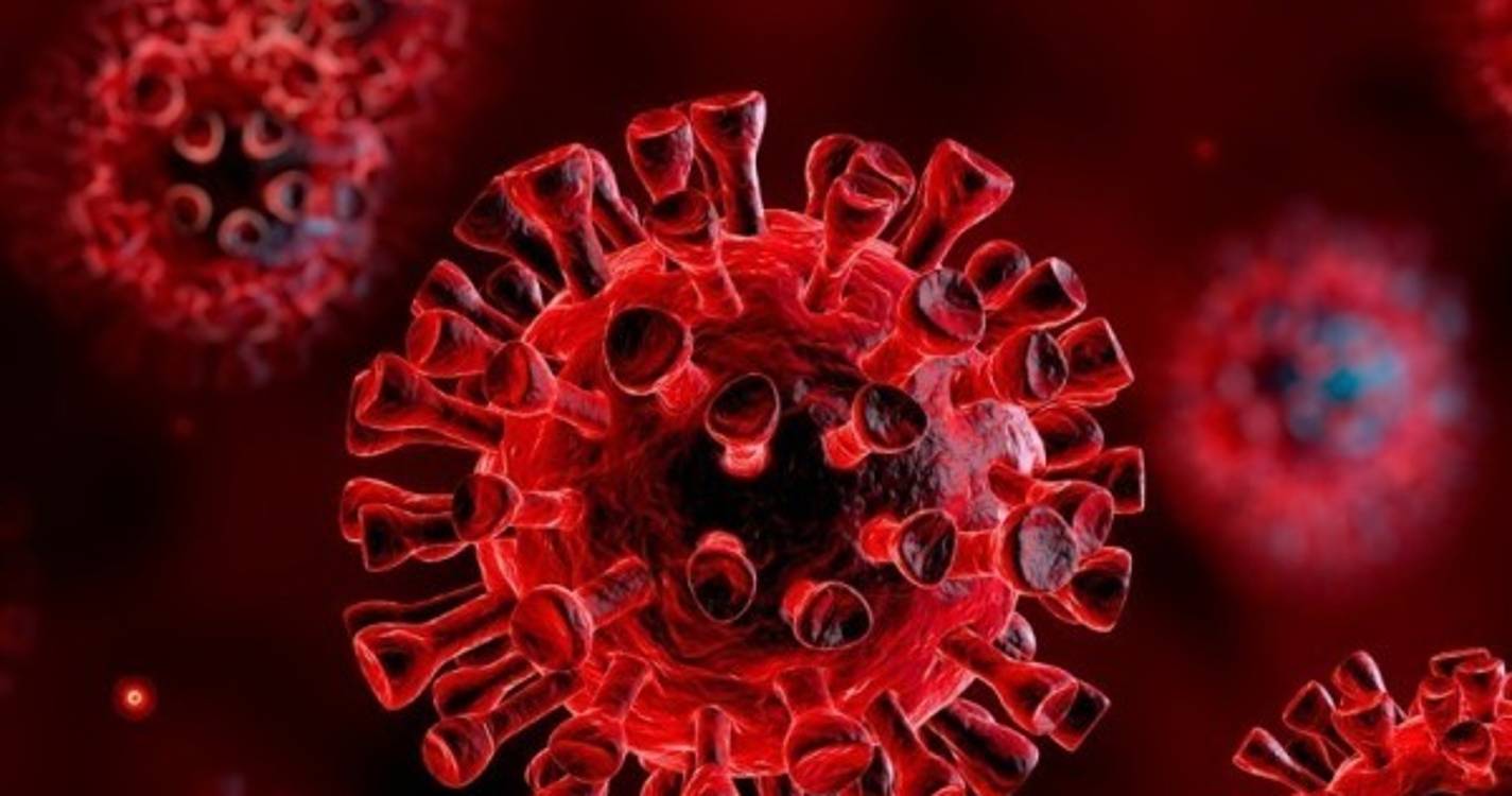 Infeções atingem diariamente meio milhão de pessoas em cidade chinesa