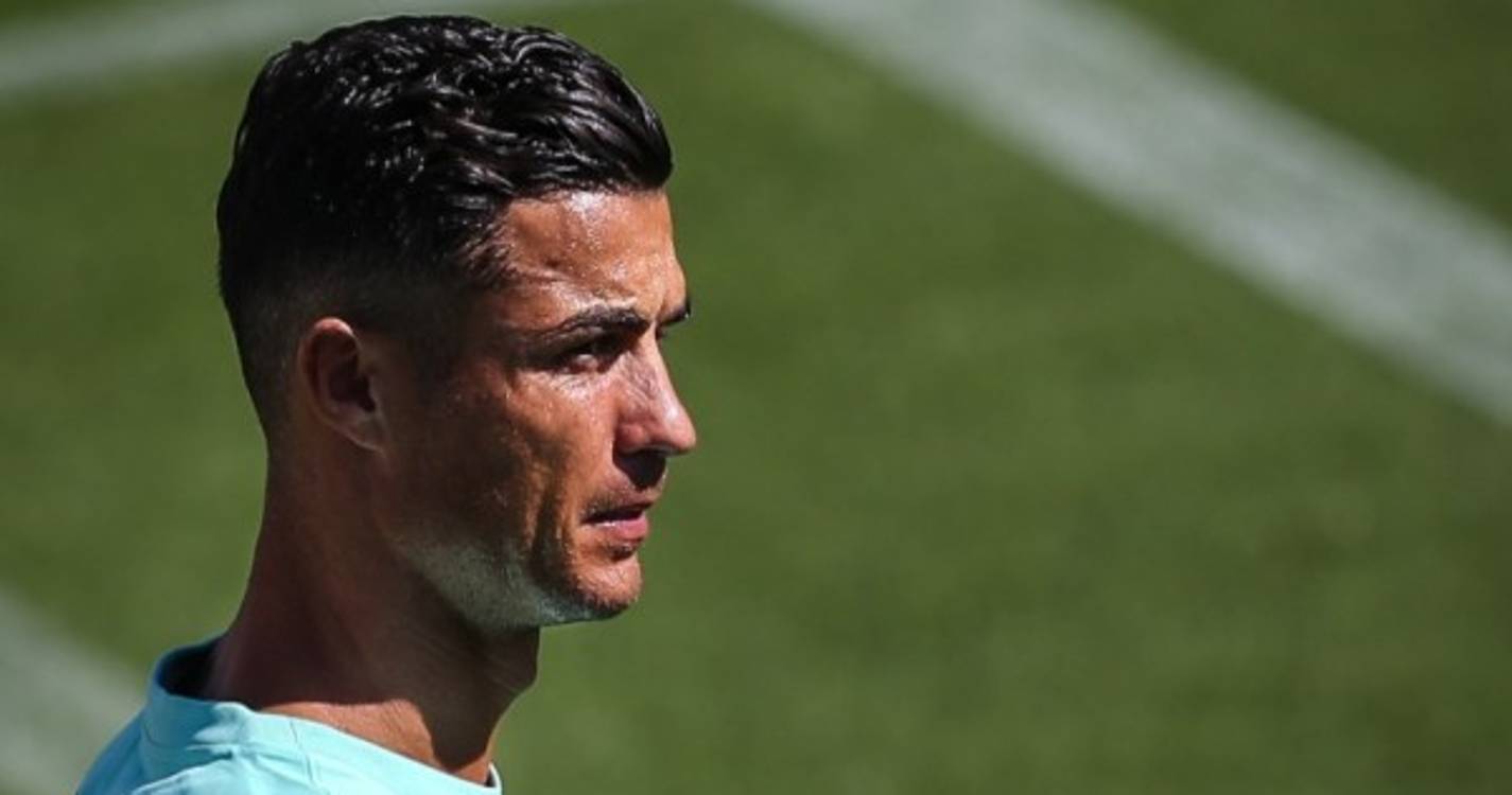 Cristiano Ronaldo e Messi protagonistas em mercado histórico com final vibrante