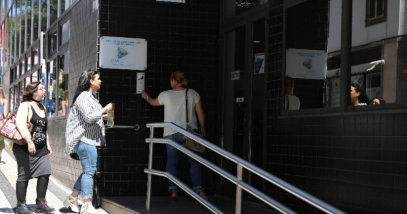 Taxa de desemprego diminuiu para 8,4% no segundo trimestre