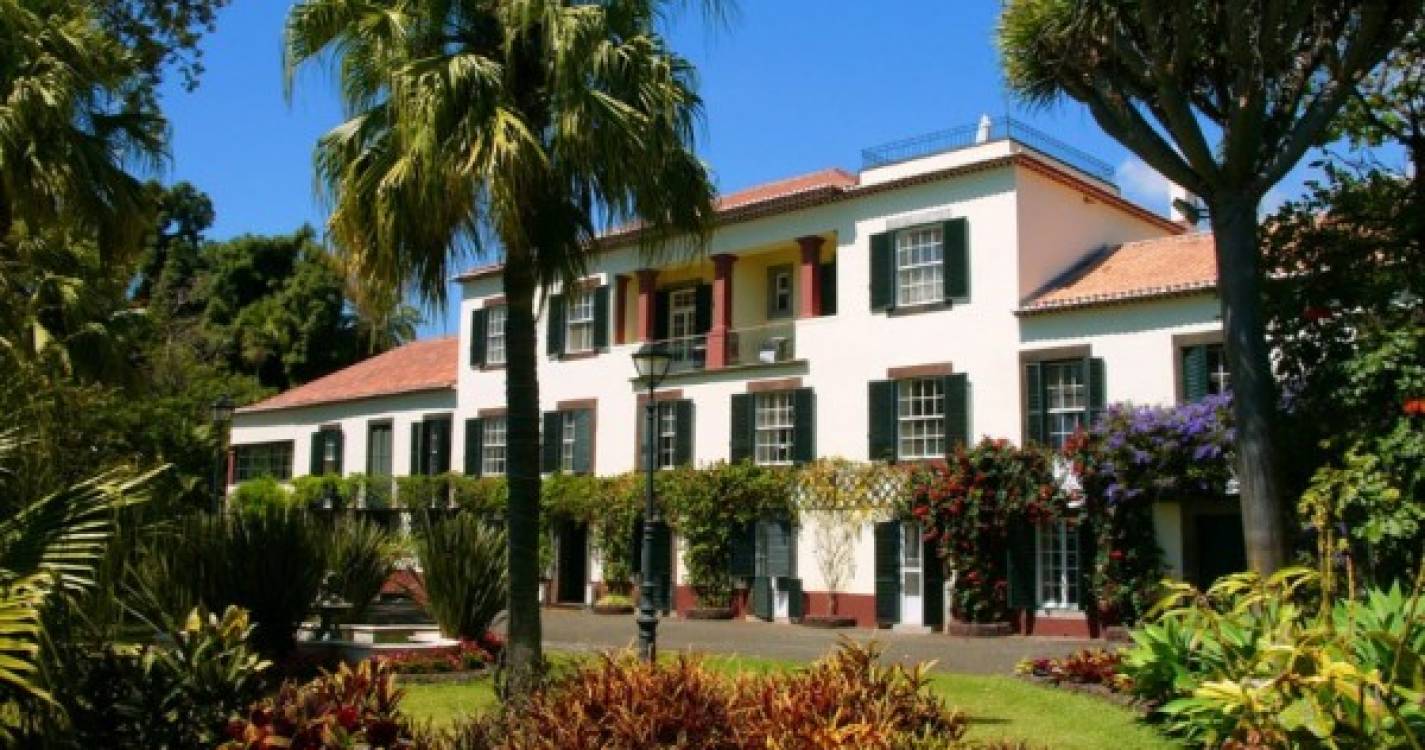 Três hotéis da Madeira integram guia de recomendações de luxo da Condé Nast Johansens