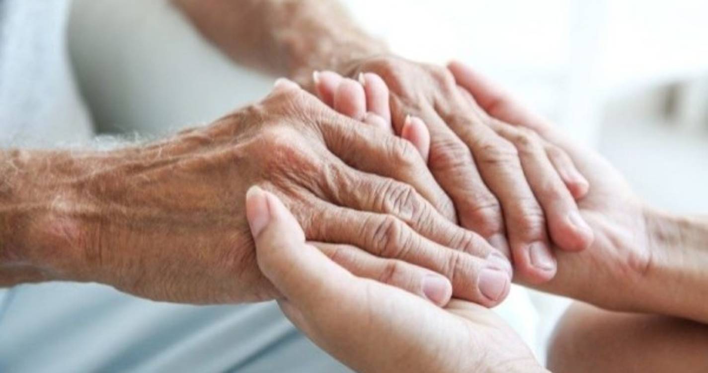 Surto com 15 infetados em lar de Mafra onde houve vacinação