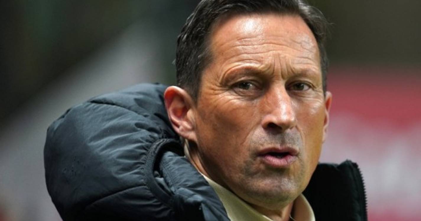 Schmidt diz que notícias sobre processos do Benfica não afetam jogadores