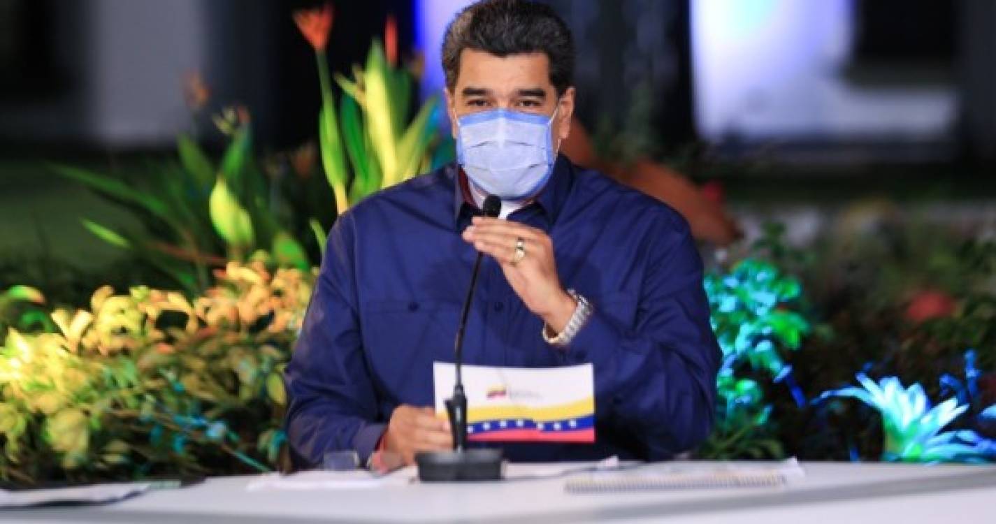 Covid-19: Oposição venezuelana acusa Nicolás Maduro de politizar e de mentir sobre a vacinação