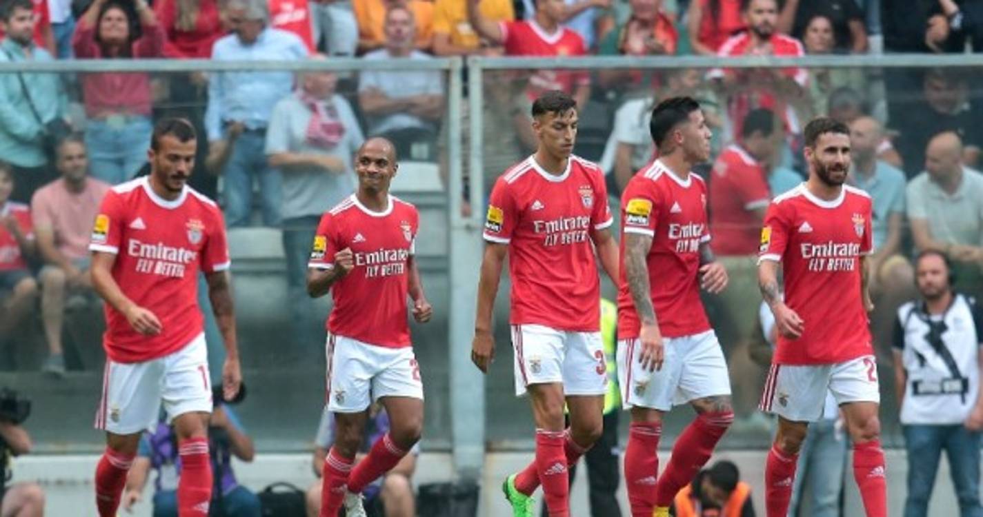 Benfica recebe Paços de Ferreira com a liderança da I Liga no horizonte