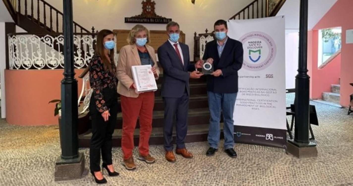 Eduardo Jesus entregou mais um certificado 'Madeira Safe to Discover'
