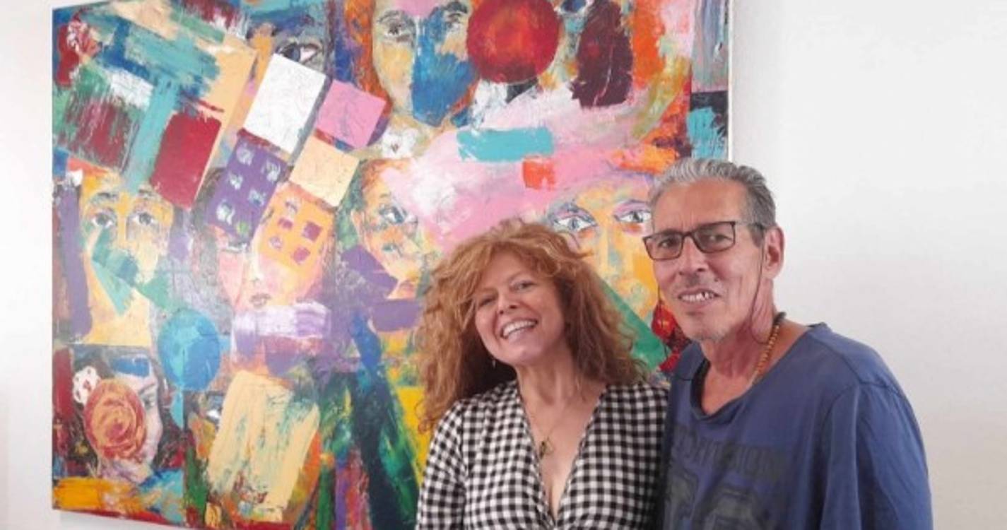 Composição artística "Emoções" abrilhanta sala de professores da Escola Gonçalves Zarco