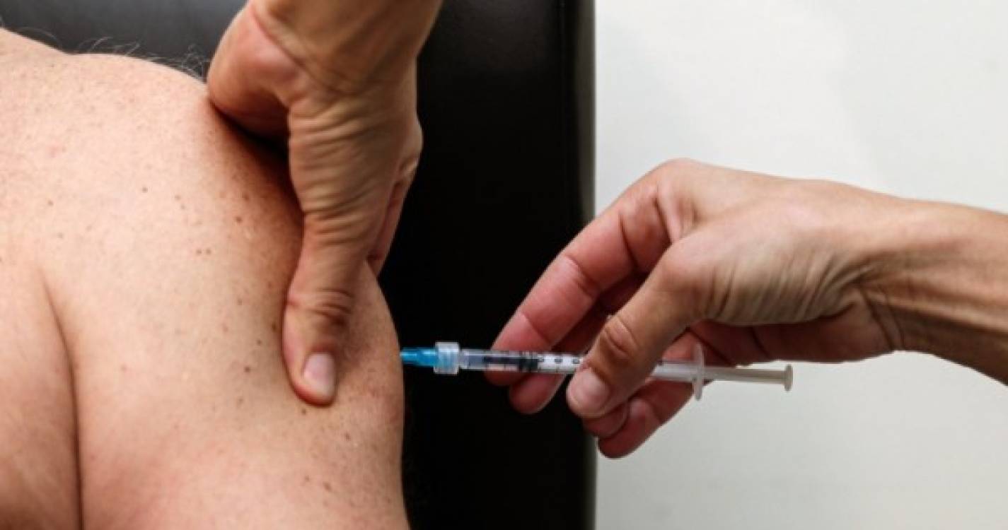 Covid-19: Indonésia autoriza uso de emergência da vacina chinesa Coronavac