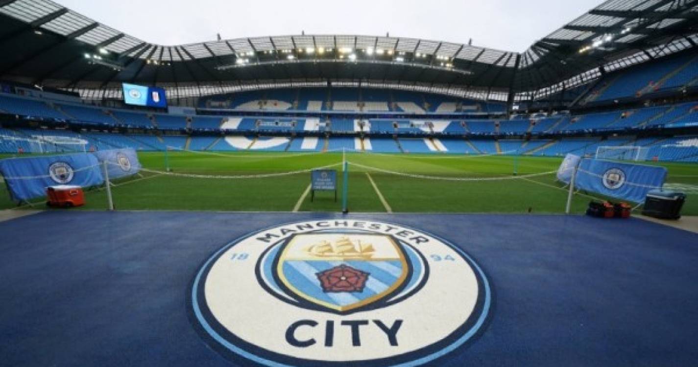 Manchester City vai responder por numerosas violações do regulamento financeiro